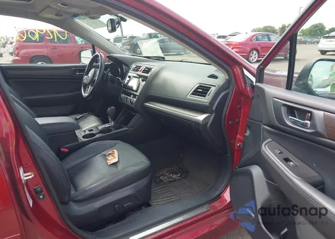 2015 Subaru Legacy 3.6R Limited из США, поврежденный, VIN 4S3BNEN69F3062623